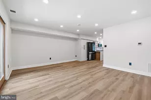 1004 Colonial Ave, Alexandria, VA 22314 - Photo 3