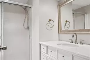 27 S Floyd St, Alexandria, VA 22304 - Photo 27