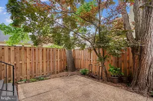 27 S Floyd St, Alexandria, VA 22304 - Photo 35