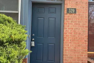 529 Colecroft Ct, Alexandria, VA 22314 - Photo 1
