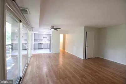 3210 S 28th Street #401, Alexandria, VA 22302 - Photo 1