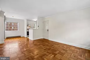 1702 W Abingdon Dr, Alexandria, VA 22314 - Photo 23