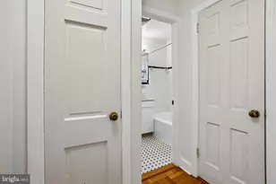 1702 W Abingdon Dr, Alexandria, VA 22314 - Photo 15