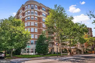 1200 Braddock Pl, Alexandria, VA 22314 - Photo 3