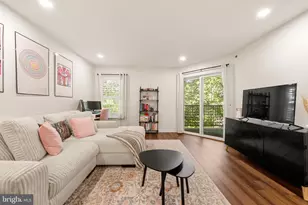 3307 Wyndham Cir, Alexandria, VA 22302 - Photo 3