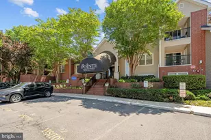 3307 Wyndham Cir, Alexandria, VA 22302 - Photo 27