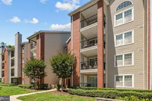 3307 Wyndham Cir, Alexandria, VA 22302 - Photo 25