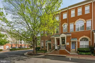 4910 Barbour Dr, Alexandria, VA 22304 - Photo 1