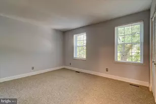501 S Henry St, Alexandria, VA 22314 - Photo 27
