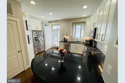 924 Pete Jones Way, Alexandria, VA 22314 - Photo 13