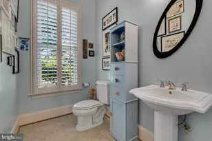 1769 Potomac Greens Dr, Alexandria, VA 22314 - Photo 19