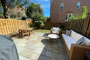 216 Gretna Green Ct, Alexandria, VA 22304 - Photo 25
