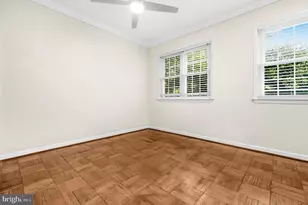 3357 Martha Custis Dr, Alexandria, VA 22302 - Photo 11
