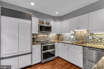 1118 N Pitt Street N, Alexandria, VA 22314 - Photo 33