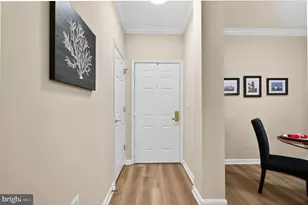 4560 Strutfield Ln, Alexandria, VA 22311 - Photo 5