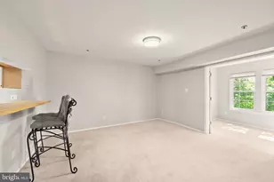 3313 Wyndham Cir, Alexandria, VA 22302 - Photo 5