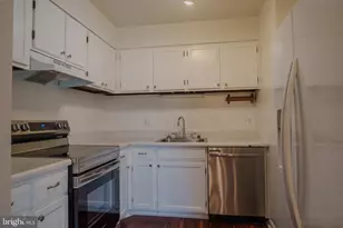 6147 Edsall Rd, Alexandria, VA 22304 - Photo 7
