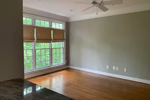 22 Alexander St, Alexandria, VA 22314 - Photo 7