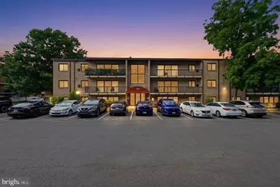 3222 S 28th Street #402, Alexandria, VA 22302 - Photo 3