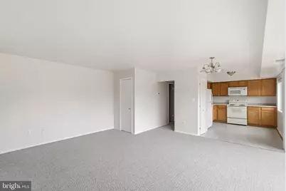 3222 S 28th Street #402, Alexandria, VA 22302 - Photo 11