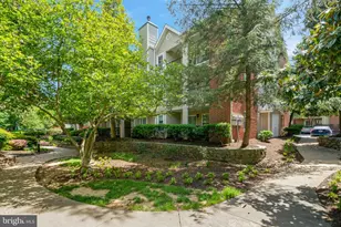 3308 Wyndham Cir, Alexandria, VA 22302 - Photo 25