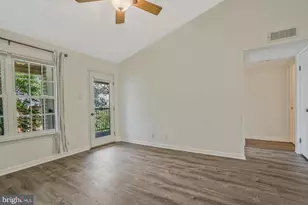 3308 Wyndham Cir, Alexandria, VA 22302 - Photo 7