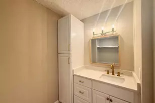 2500 N Van Dorn St, Alexandria, VA 22302 - Photo 21