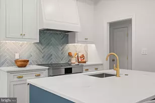 1004 Virginia Ave, Alexandria, VA 22302 - Photo 11