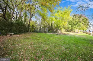 501 Slaters Ln, Alexandria, VA 22314 - Photo 15
