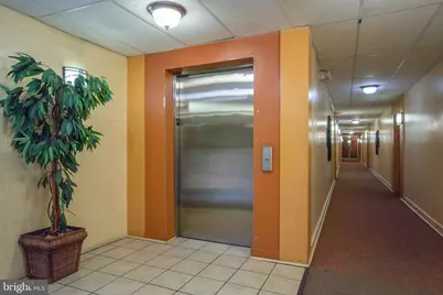 75 S Reynolds Street #403, Alexandria, VA 22304 - Photo 5