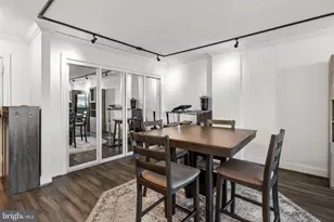 801 N Pitt Street N, Alexandria, VA 22314 - Photo 15