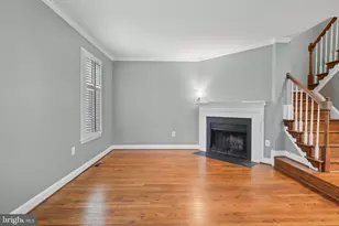 101 Roberts Ct, Alexandria, VA 22314 - Photo 7