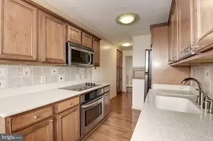 301 N Beauregard Street N, Alexandria, VA 22312 - Photo 1