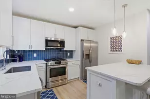 3454 Martha Custis Dr, Alexandria, VA 22302 - Photo 15