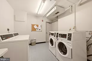 801 N Pitt St, Alexandria, VA 22314 - Photo 23