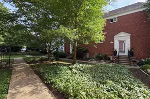 1553 Mt Eagle Pl, Alexandria, VA 22302 - Photo 5