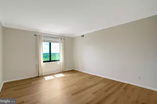 307 Yoakum Pkwy, Alexandria, VA 22304 - Photo 21