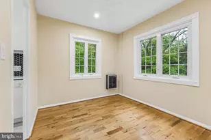 1024 Valley Dr, Alexandria, VA 22302 - Photo 9