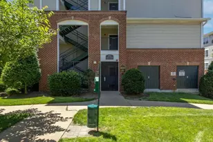 4852 Eisenhower Ave, Alexandria, VA 22304 - Photo 3