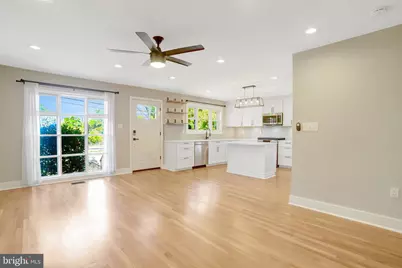 4519 Holmes Run Parkway, Alexandria, VA 22304 - Photo 11