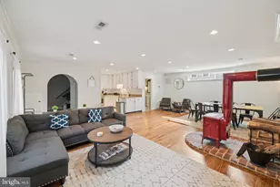 10 Irving Court, Alexandria, VA 22314 - Photo 9