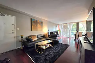 16 S Van Dorn St, Alexandria, VA 22304 - Photo 3
