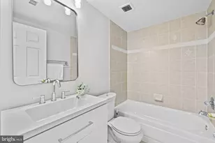 610 N West St, Alexandria, VA 22314 - Photo 19