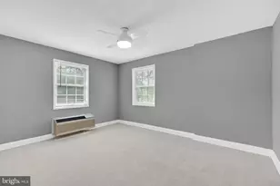 1700 W Abingdon Dr, Alexandria, VA 22314 - Photo 25
