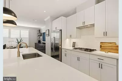 223 Montgomery, Alexandria, VA 22314 - Photo 7