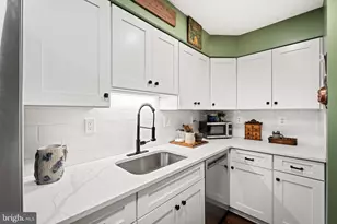1039 N Pitt St, Alexandria, VA 22314 - Photo 13