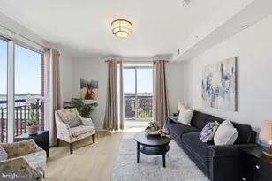 2050 Jamieson, Alexandria, VA 22314 - Photo 3