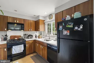 3408 Martha Custis Dr, Alexandria, VA 22302 - Photo 17