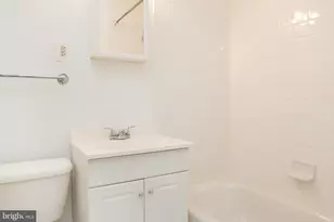 1712 W Abingdon Dr, Alexandria, VA 22314 - Photo 19