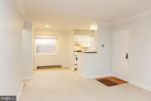 1712 W Abingdon Dr, Alexandria, VA 22314 - Photo 3